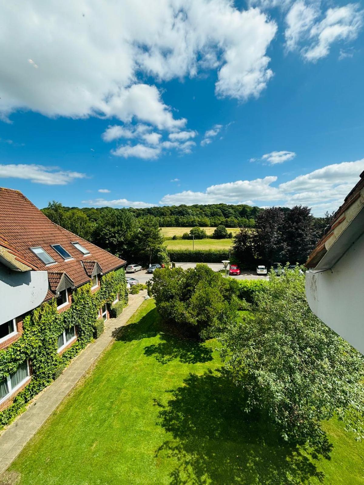 Donnington Valley hotel y Spa Newbury  Exterior foto